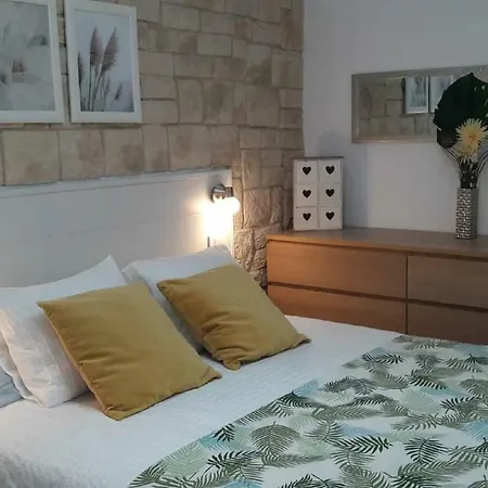 Casa de hóspedes Wonder 3*